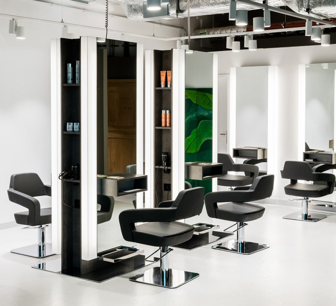 Saloneinrichtung nach Maß bei Mayfair Hairfashions im Bikini Berlin mit Karisma MIAMI und Pahi Stylus