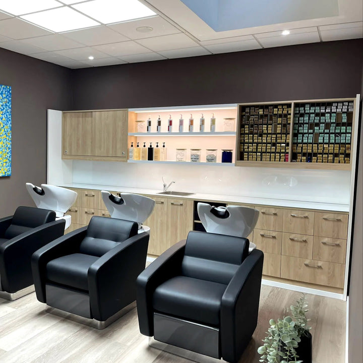 Pahi Divolo  Laboratoire de coiffure Q 3900 Coin mixte
