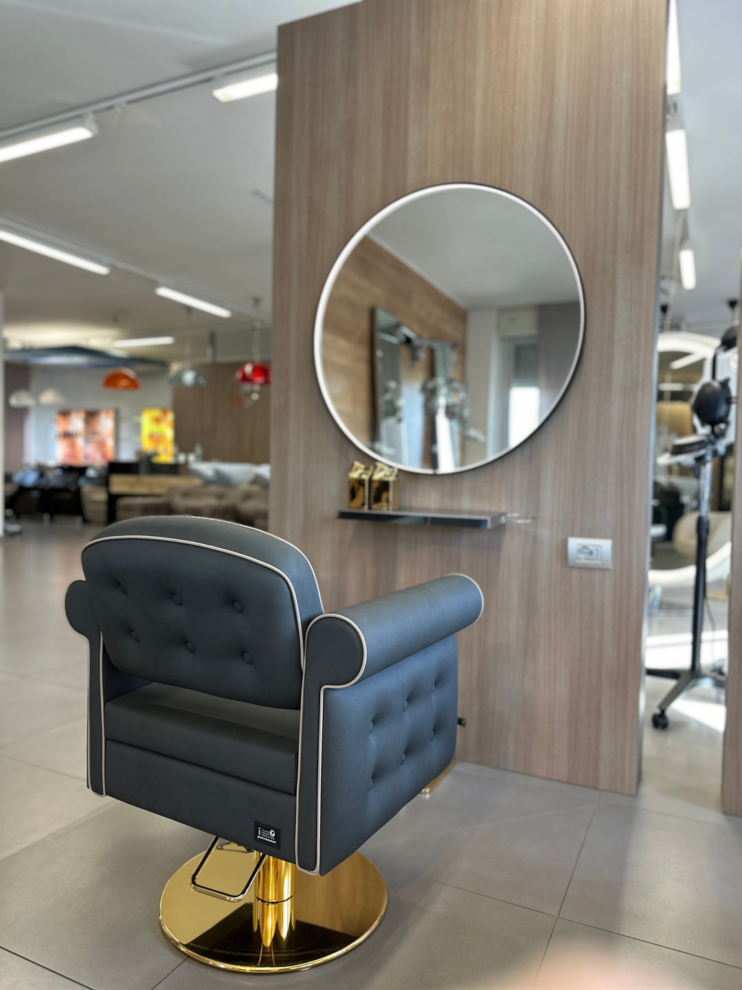 Ideas - Impressions: Premium Hair Salon Furnishings