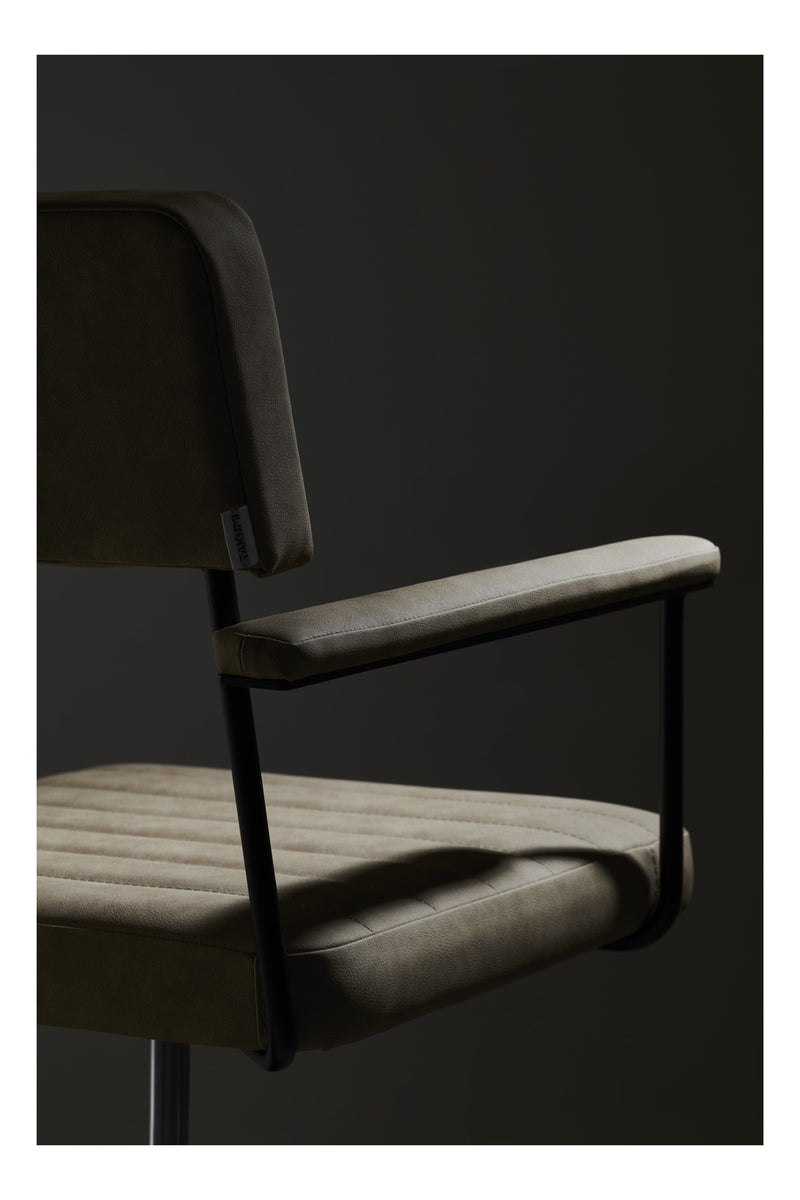 Cara Collection Friseurstuhl Leon