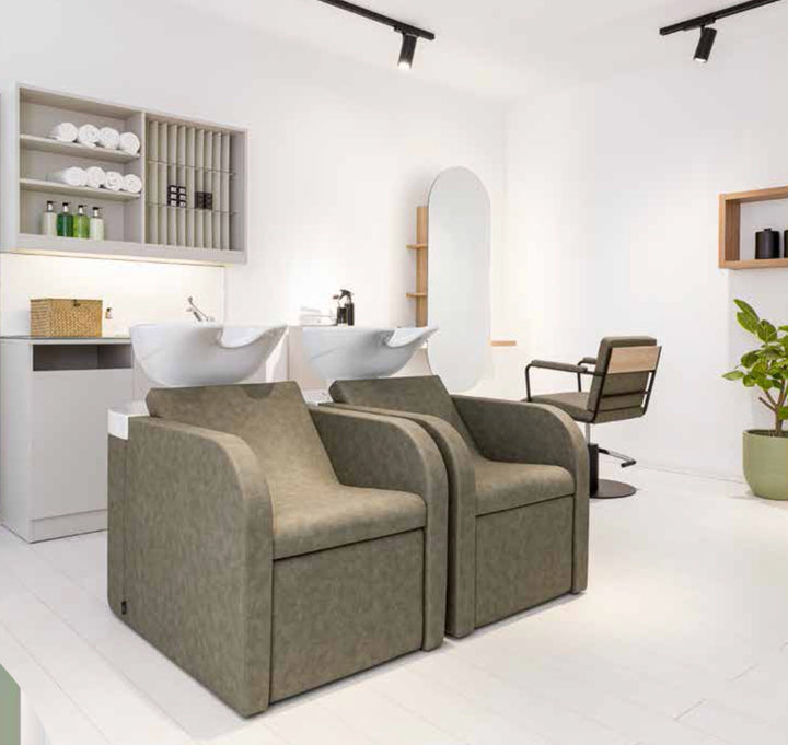 Pacchetto di attrezzature per parrucchieri New Line 2