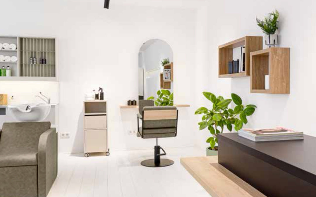Pacchetto di attrezzature per parrucchieri New Line 2