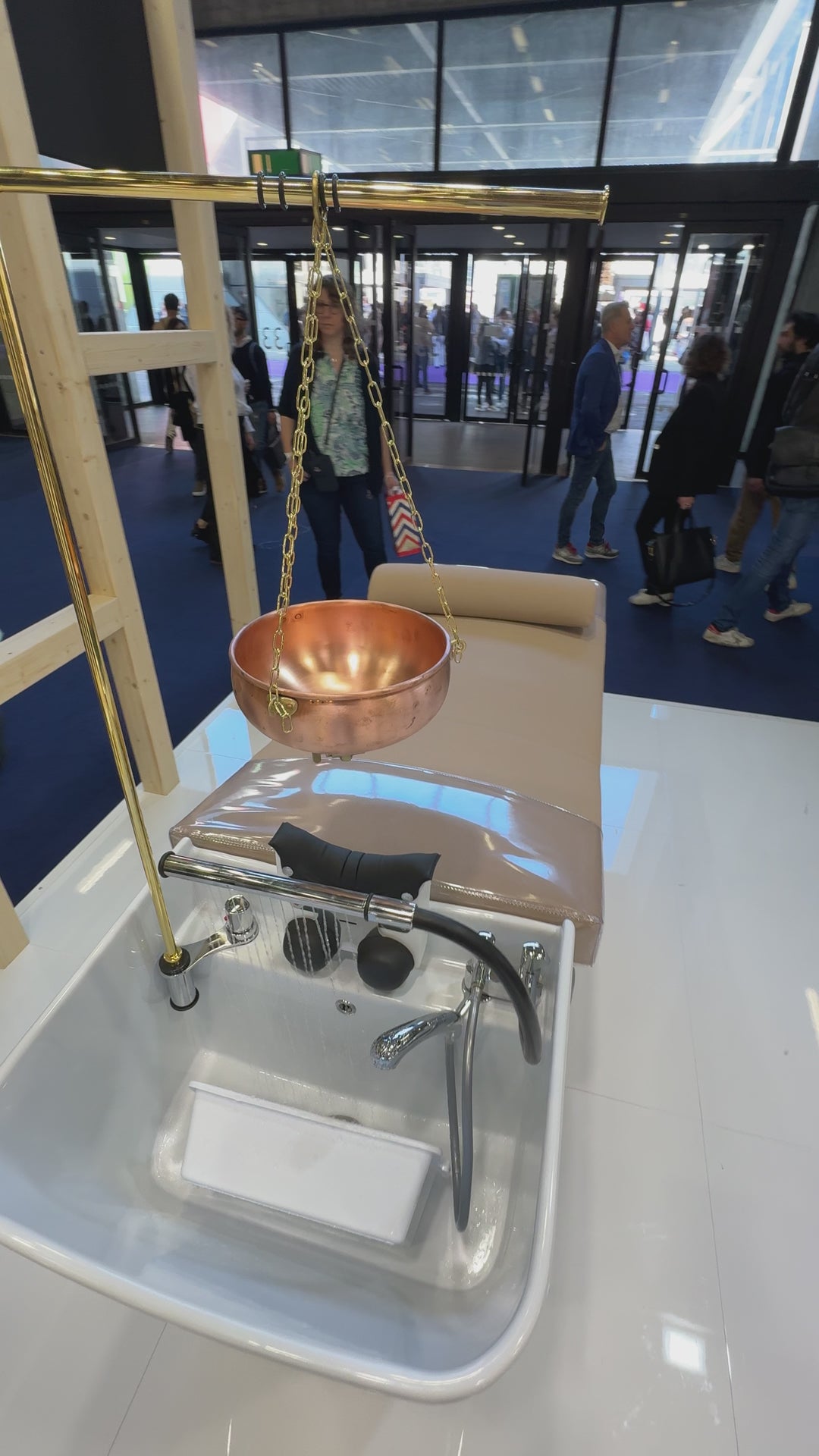 Karsima ZEN Waschliege Naturfriseur Headspa