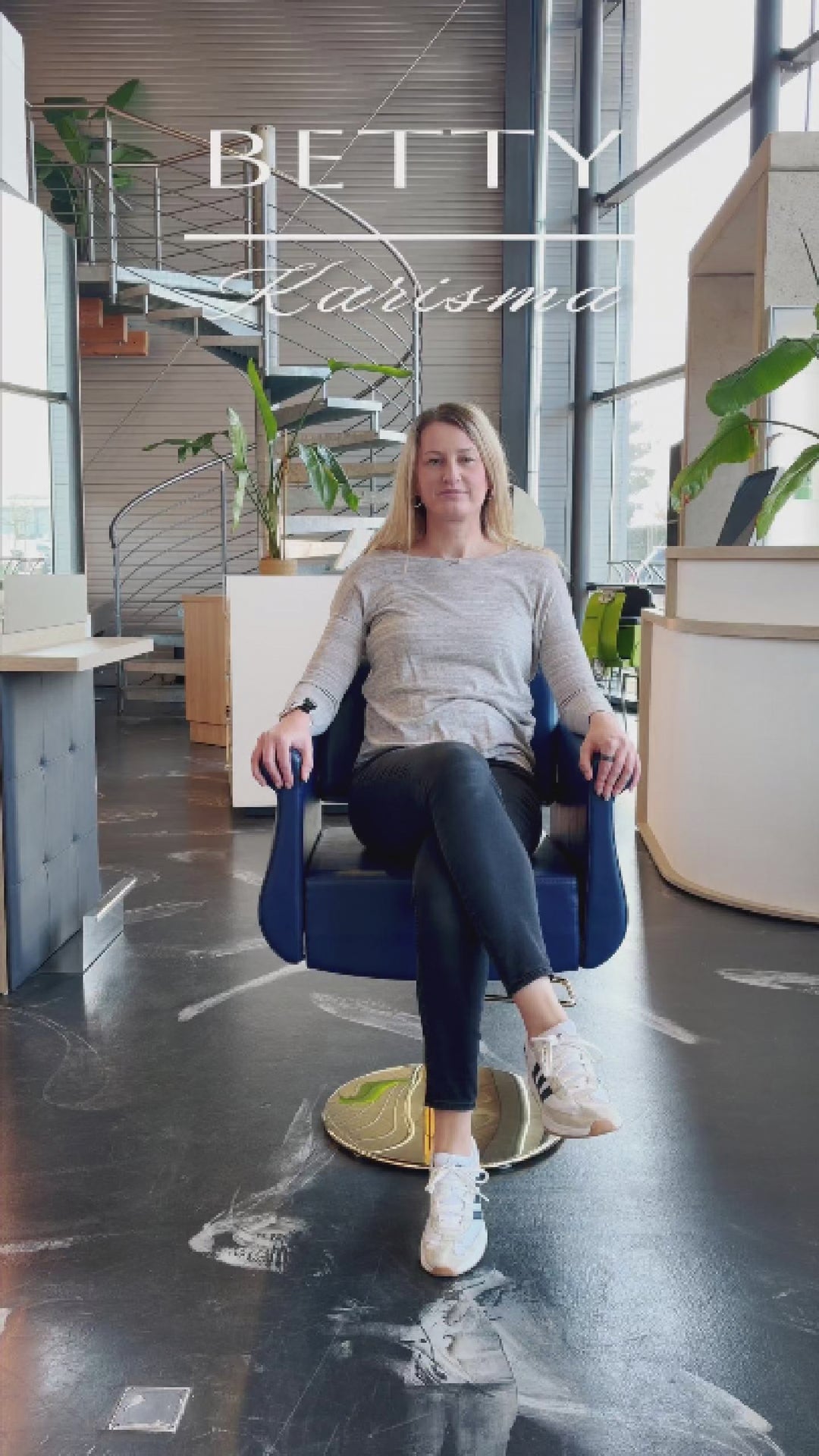 Karisma Friseurstuhl BETTY