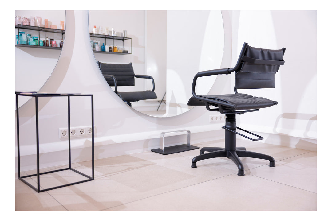Greiner Hairdressing Chair Model 59