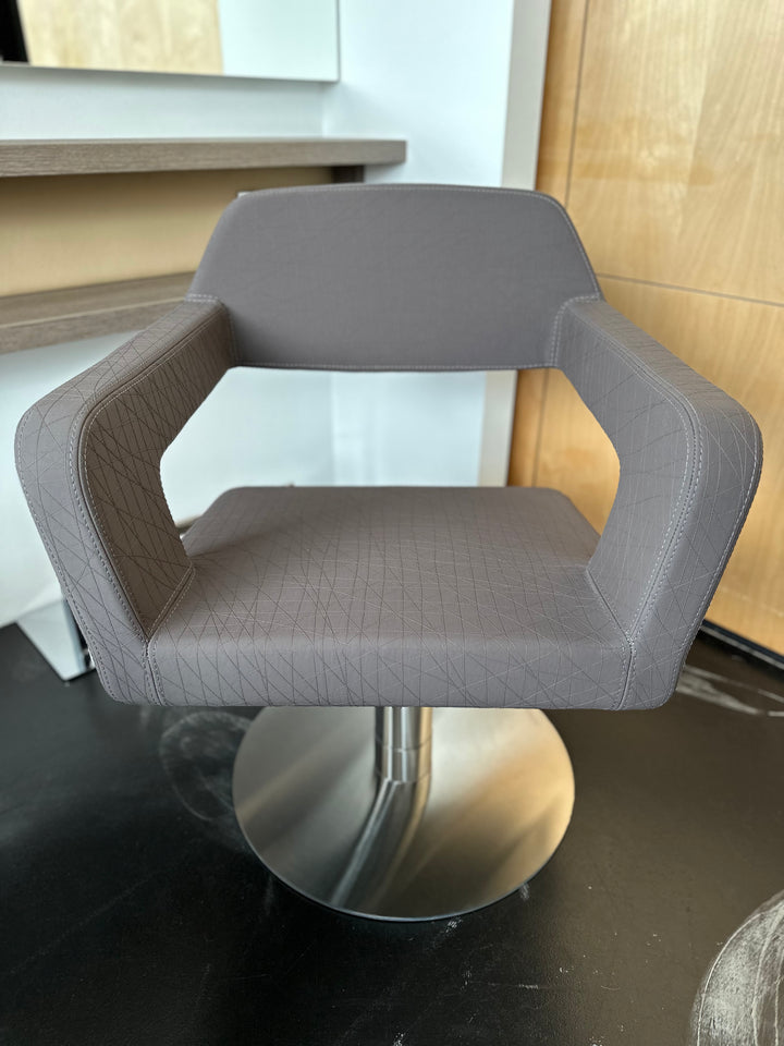 Pieza de exposición 7: Silla de peluquería