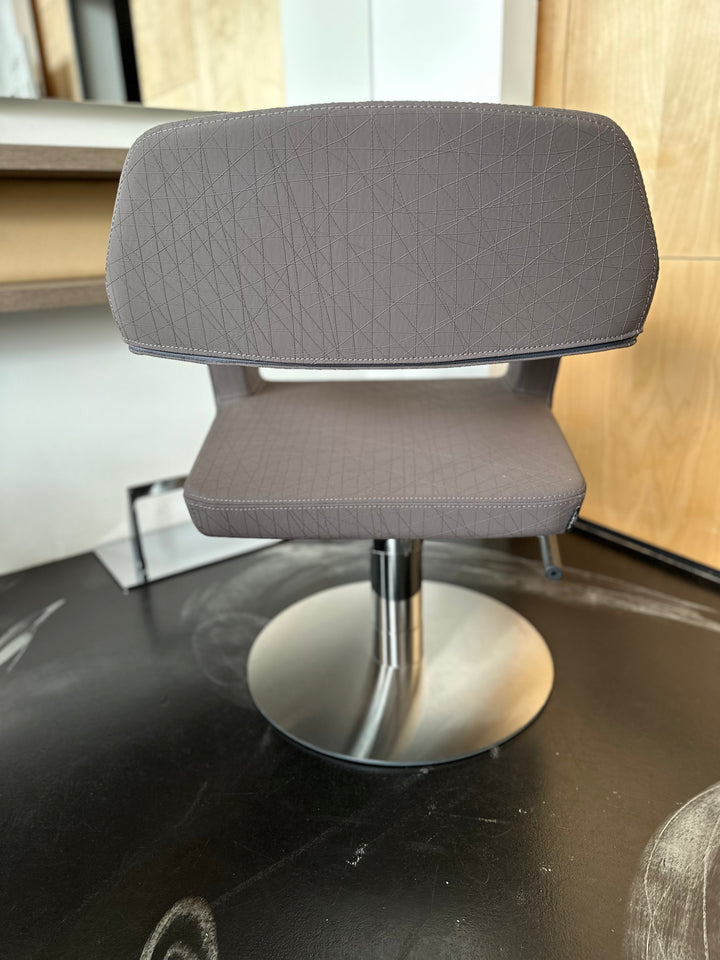 Pieza de exposición 7: Silla de peluquería