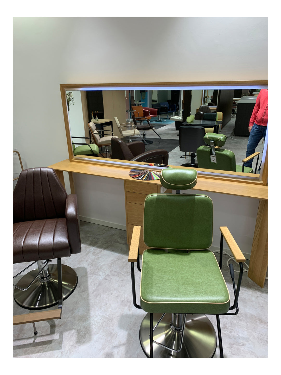 Takara Belmont Barber Chair A1601M