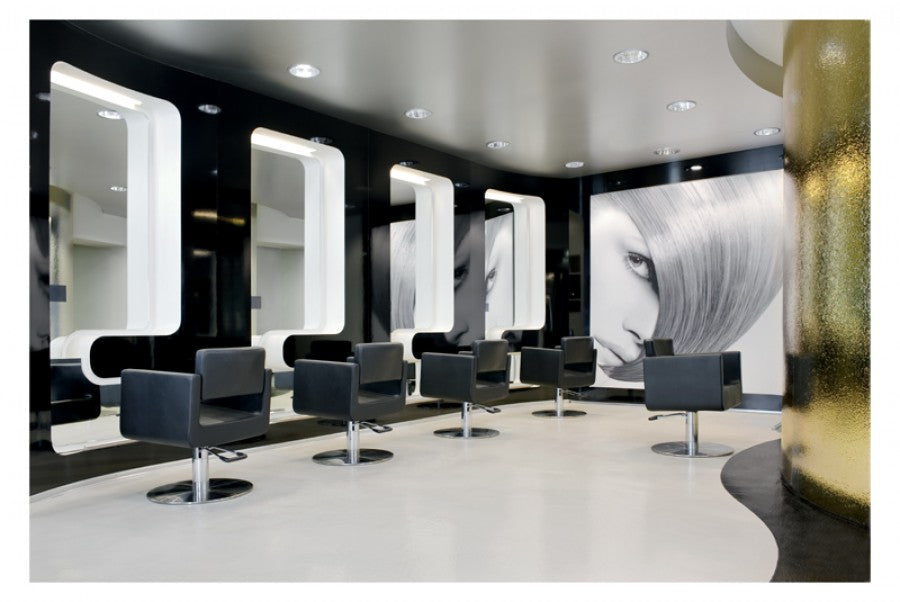 Kiela U-Box Hairdressing Chair with Casters and Brakes