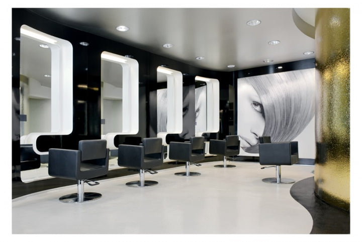 Kiela U-Box Hairdressing Chair with Casters and Brakes